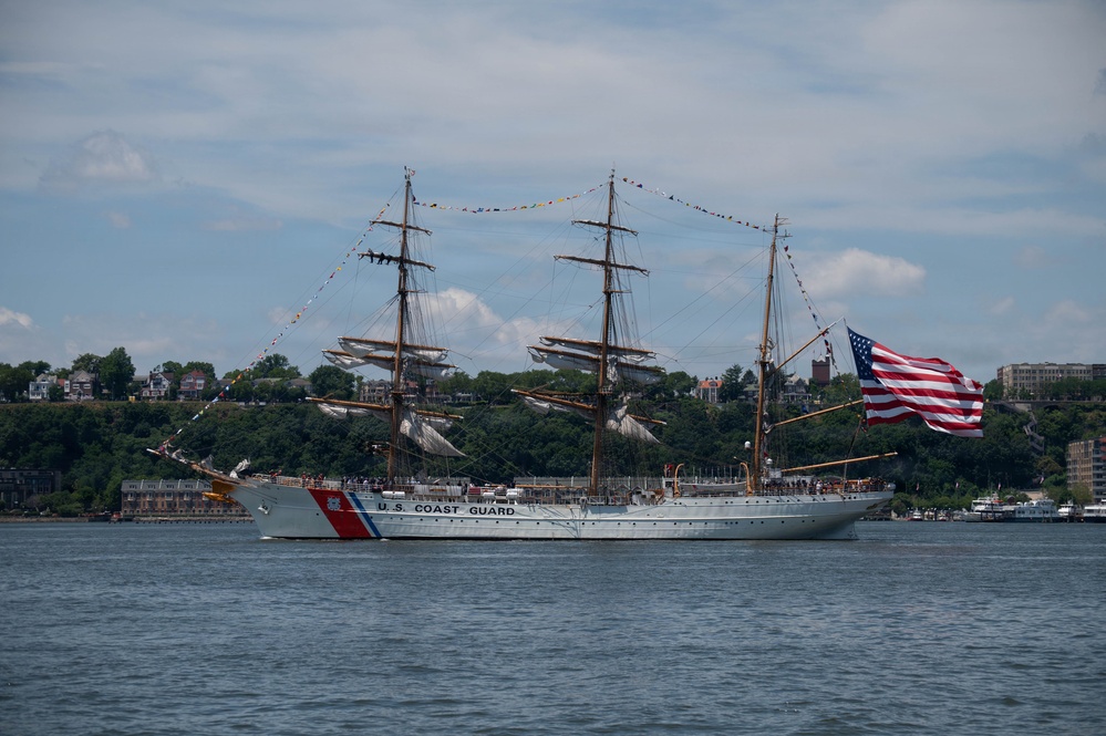 U.S. Coast Guard supports Sail 250 Parade of Sail in New York