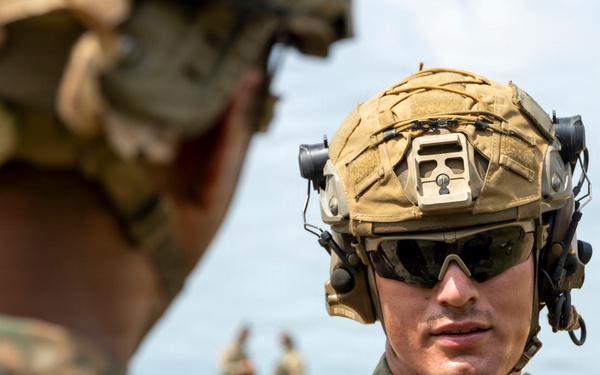 Marines Conduct VBSS CASEVAC and Maritime Boarding