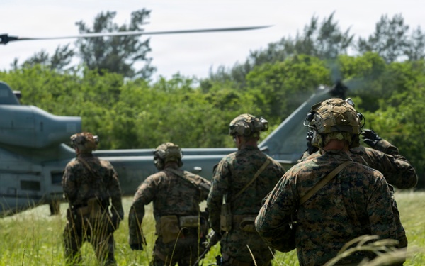 Marines Conduct VBSS CASEVAC and Maritime Boarding