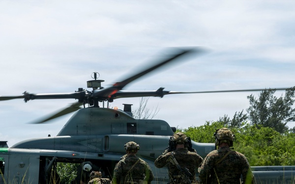 Marines Conduct VBSS CASEVAC and Maritime Boarding
