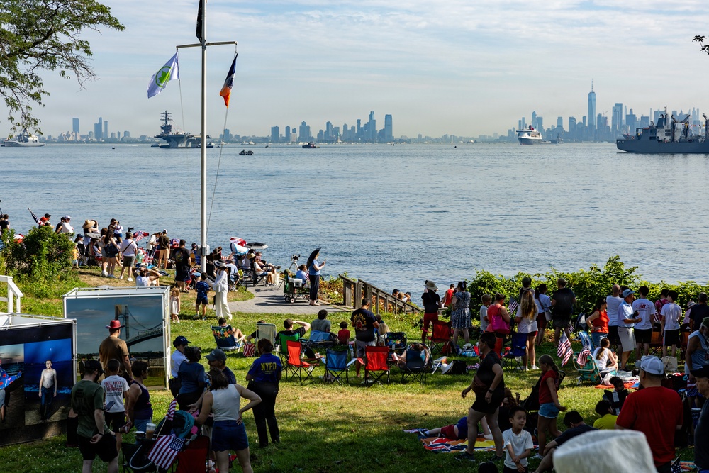 INR250 Parade of Sail and International Aerial Review