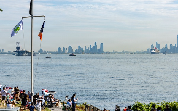 INR250 Parade of Sail and International Aerial Review