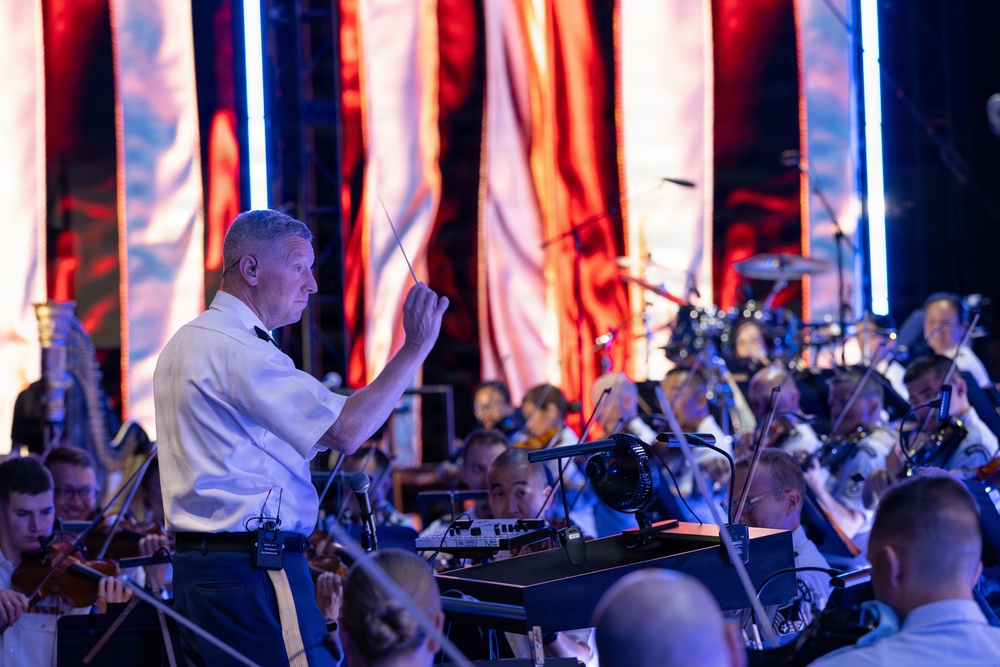 Servicemembers support Salute to America