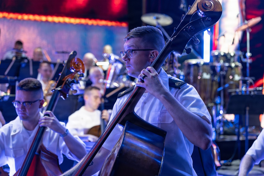 Servicemembers support Salute to America