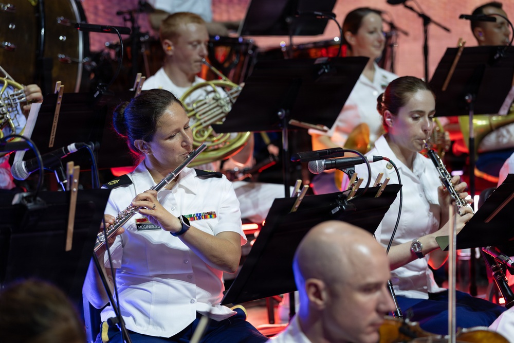 Servicemembers support Salute to America