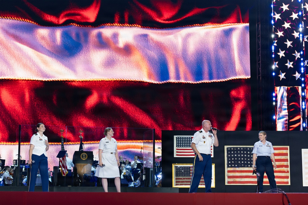 Servicemembers support Salute to America