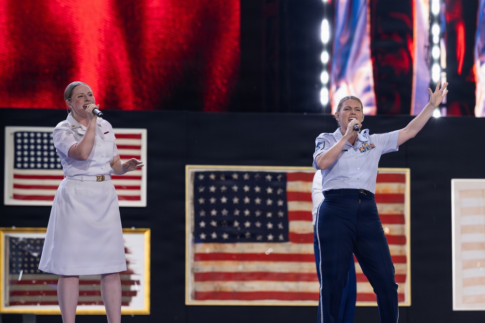 Servicemembers support Salute to America
