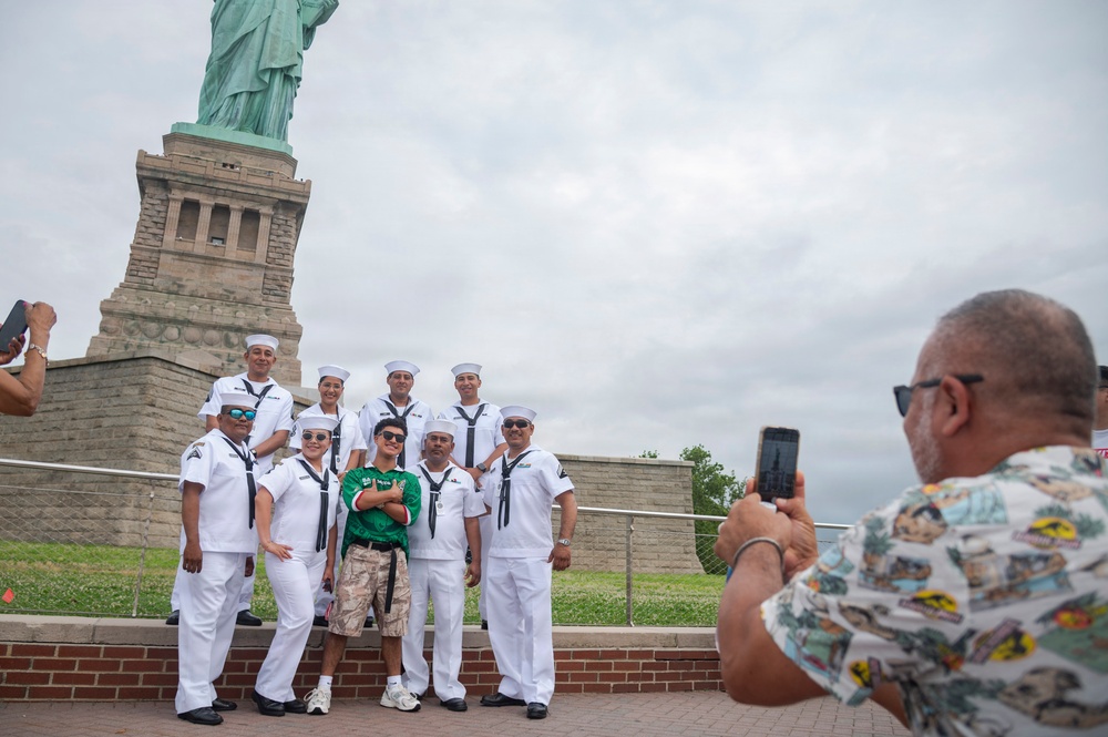 INR 250 Statue of Liberty Visit