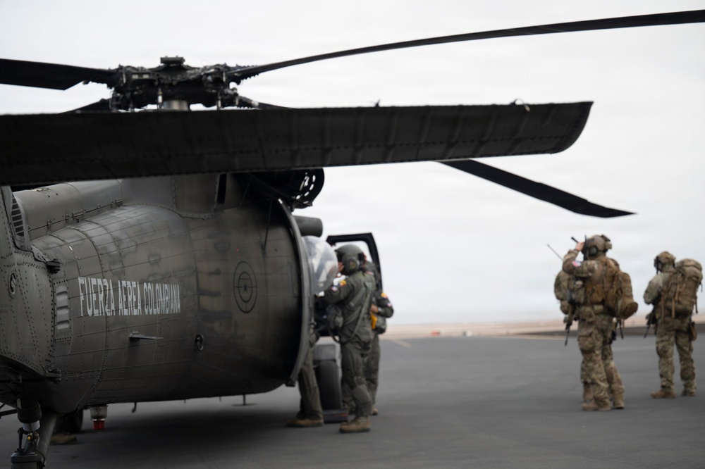 U.S., Chile and Columbia join together for special warfare training during Exercise Salitre 2026