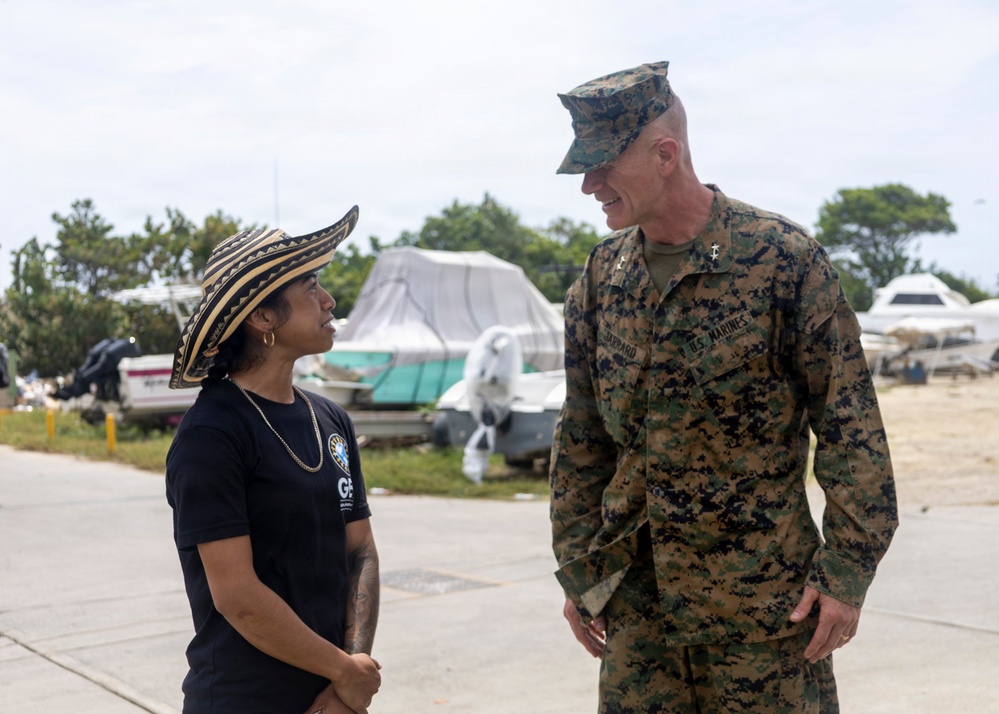 LCF-24 Marines and USS Fort Lauderdale Sailors Deliver Supplies to Venezuela