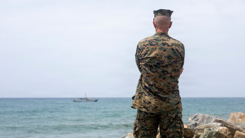 LCF-24 Marines and USS Fort Lauderdale Sailors Deliver Supplies to Venezuela