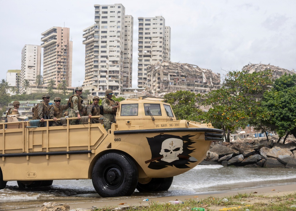 LCF-24 Marines and USS Fort Lauderdale Sailors Deliver Supplies to Venezuela