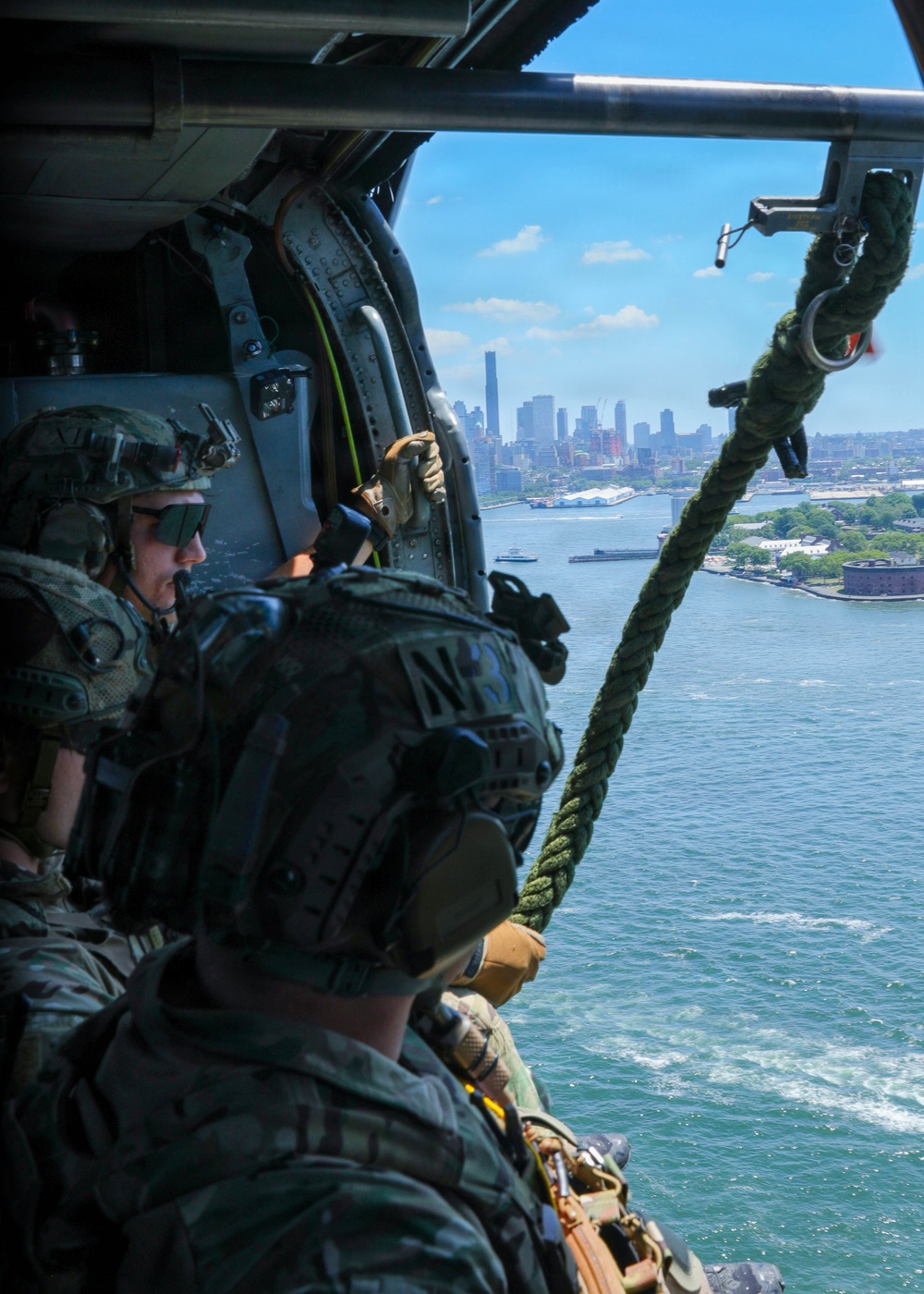 EOD Fast Rope at Liberty State Park