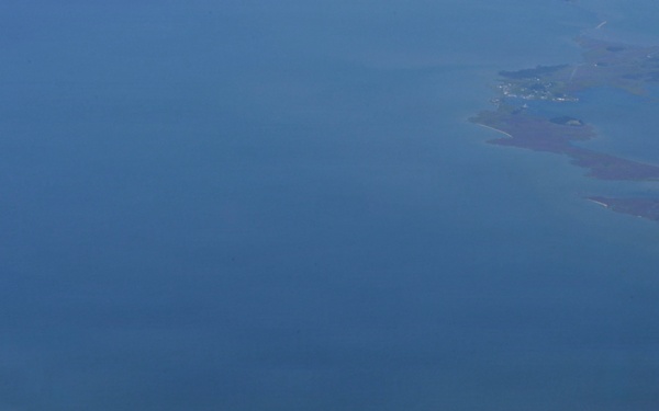 Aerial Imagery: F-22 Raptors fly with Air Force One during HUGE 1 rehearsal