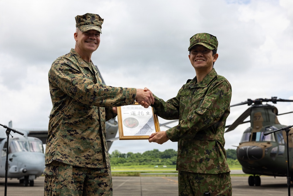 MAG-36, Western Army Aviation Group participate in Resolute Dragon 26 closing ceremony