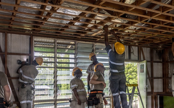 U.S., Papua New Guinea engineers prepare Igam Barracks classrooms for renovation during Tamiok Strike 26