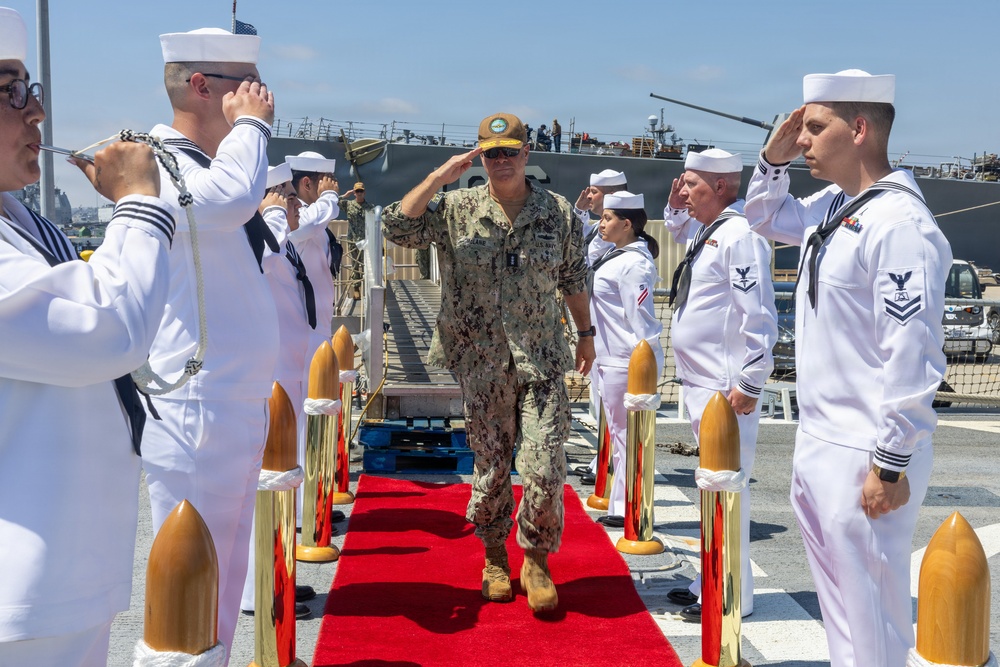 Vice Adm. Brendan McLane visits USS John Paul Jones (DDG 53)