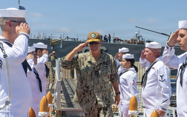 Vice Adm. Brendan McLane visits USS John Paul Jones (DDG 53)