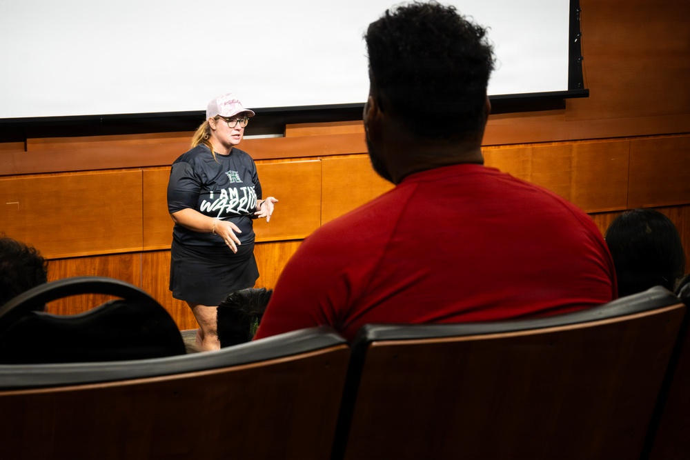 94th Army Air and Missile Defense Command Soldiers help kickoff the University of Hawaii at Manoa's 2026 Girl's Youth Impact Program Draft Night