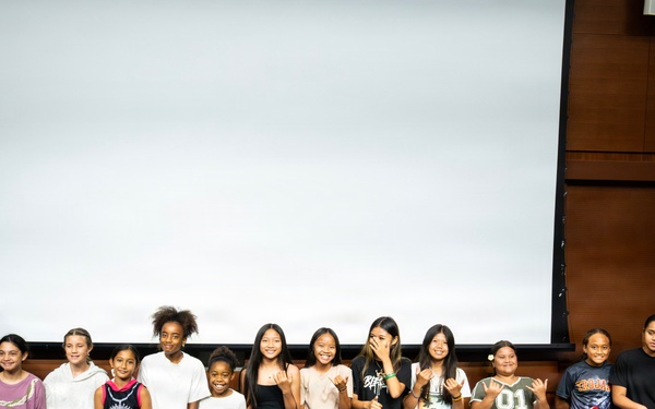 94th Army Air and Missile Defense Command Soldiers help kickoff the University of Hawaii at Manoa's 2026 Girl's Youth Impact Program Draft Night