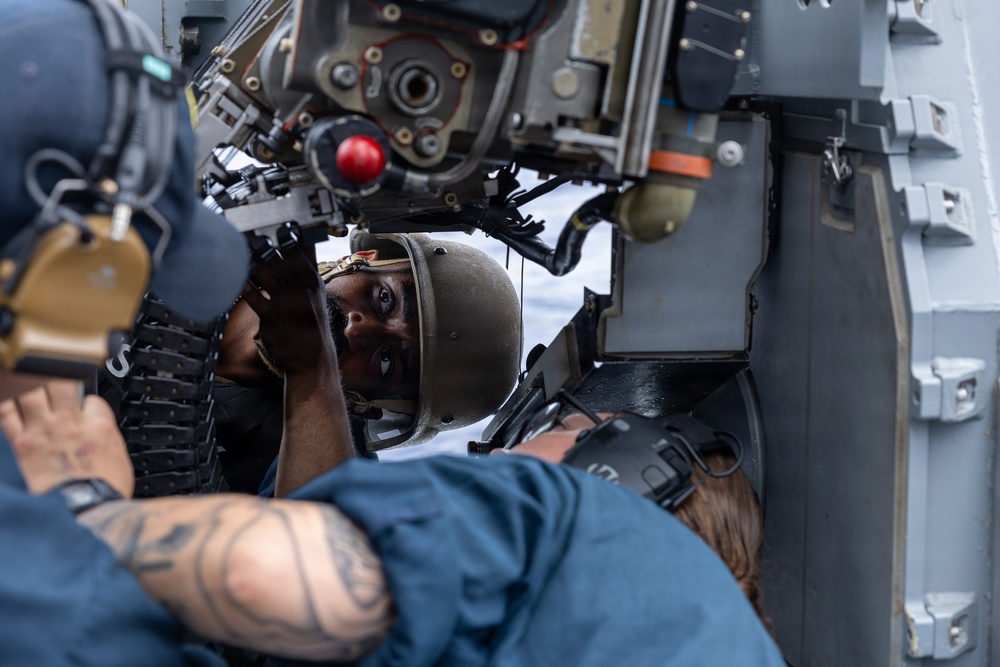 USS John Paul Jones (DDG 53) Conducts Routine Maintenance