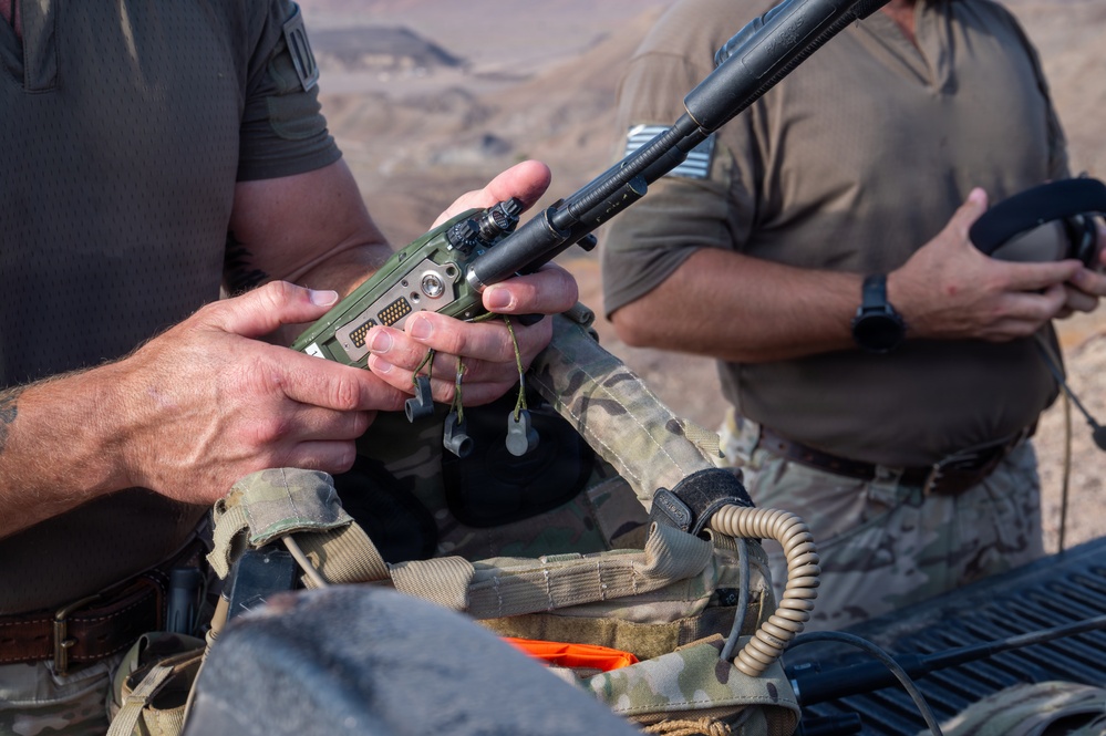U.S. - French JTACs Conduct Live Fire Training