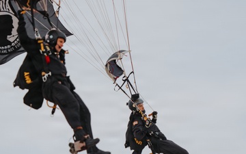 U.S. Army Golden Knights Perform at Four Leaf Air Show