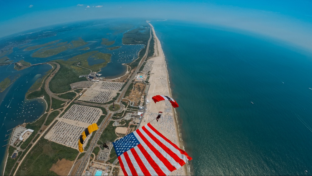 U.S. Army Golden Knights Perform at Four Leaf Air Show