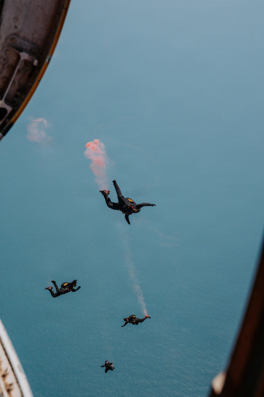 Golden Knights Showcase Precision Parachuting at Four Leaf Air Show