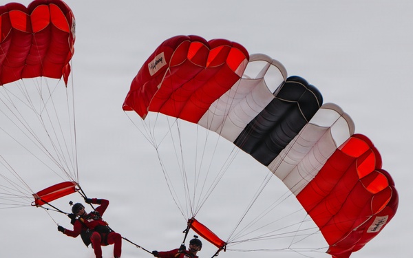 Golden Knights Showcase Precision Parachuting at Four Leaf Air Show