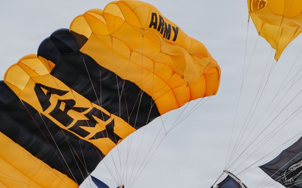 Golden Knights Showcase Precision Parachuting at Four Leaf Air Show