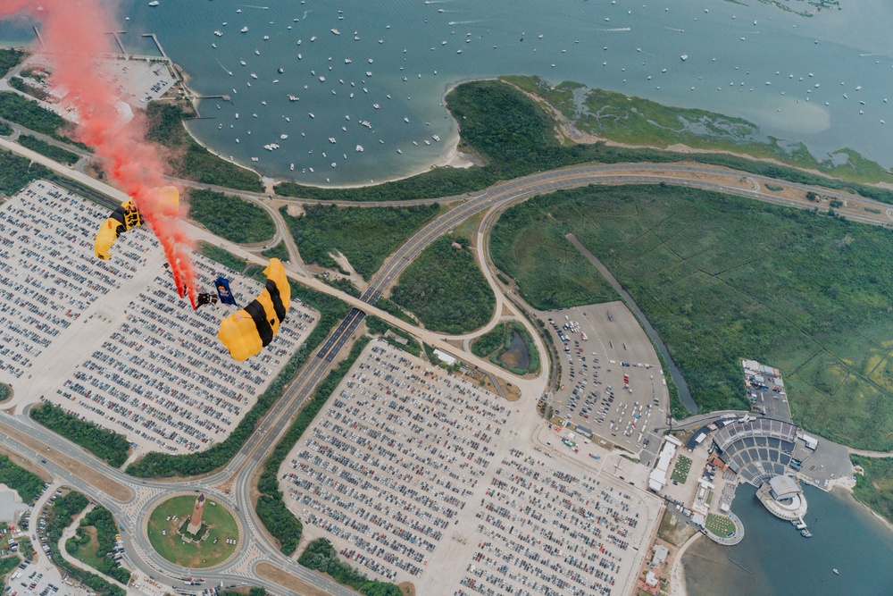 Golden Knights Showcase Precision Parachuting at Four Leaf Air Show