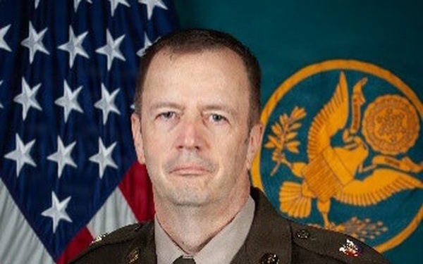 MASTER SERGEANT TIMOTHY H. UTTER, SENIOR ENLISTED ADVISOR – 407TH ARMY FIELD SUPPORT BATTALION-HOOD.