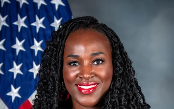 Ebonie F. McClintock-Bennett Headshot