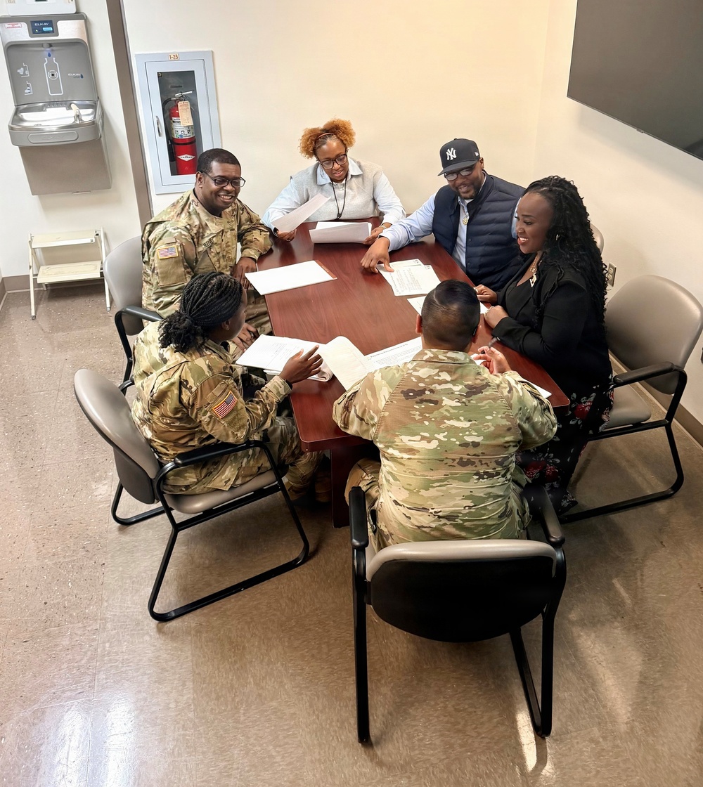 McClintock-Bennett delivers small business training to the MICC–Fort Hood contracting team