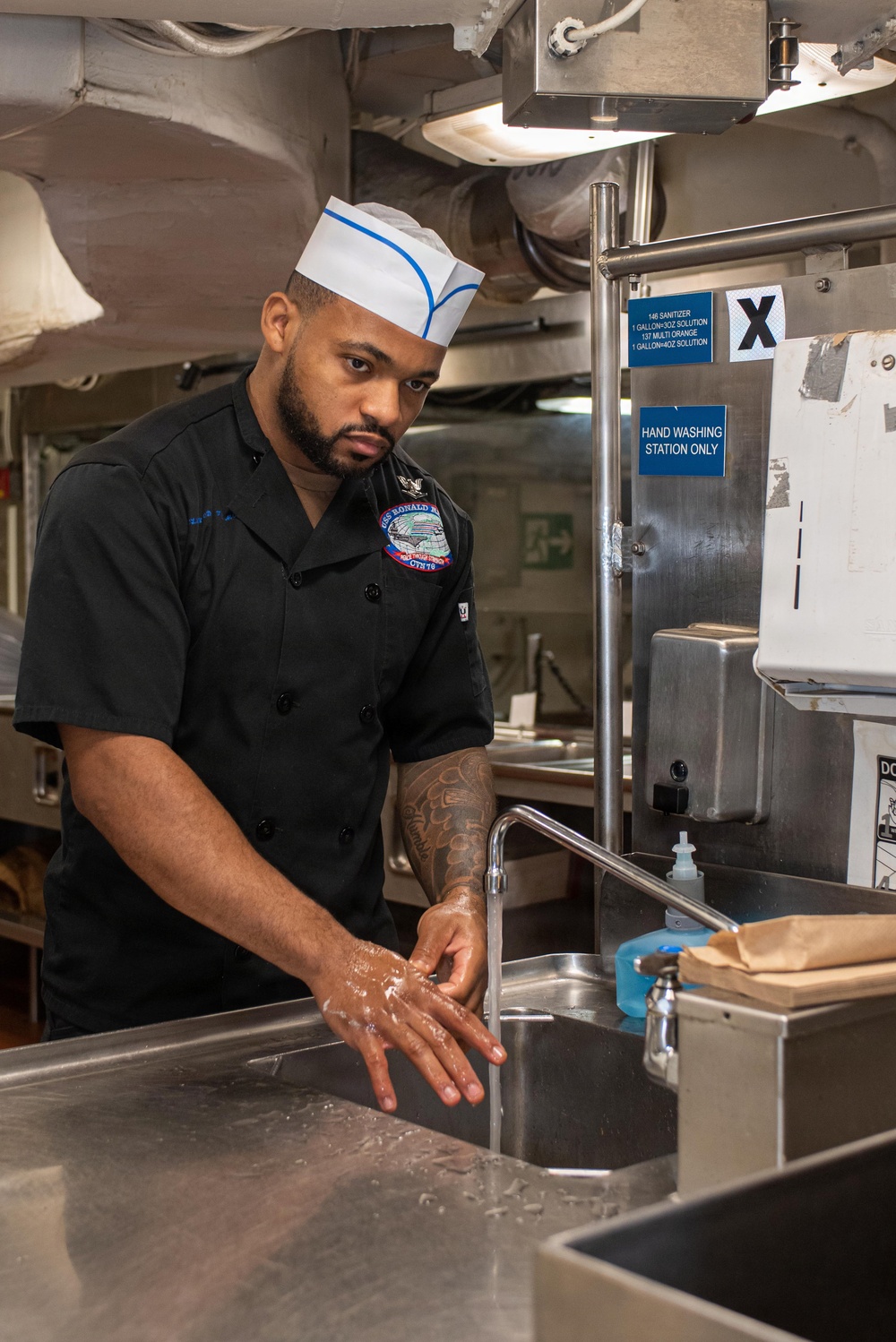 Ronald Reagan Culinary Specialists Prepare Lunch for Sailors