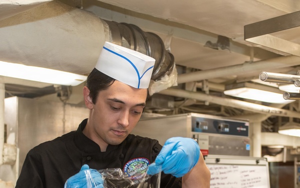 Ronald Reagan Culinary Specialists Prepare Lunch for Sailors