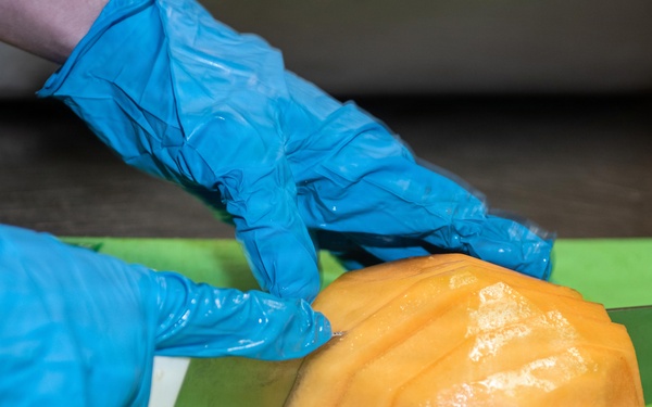 Ronald Reagan Culinary Specialists Prepare Lunch for Sailors