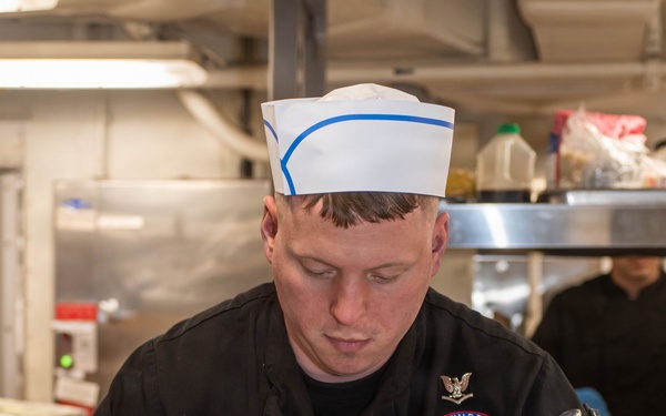 Ronald Reagan Culinary Specialists Prepare Lunch for Sailors