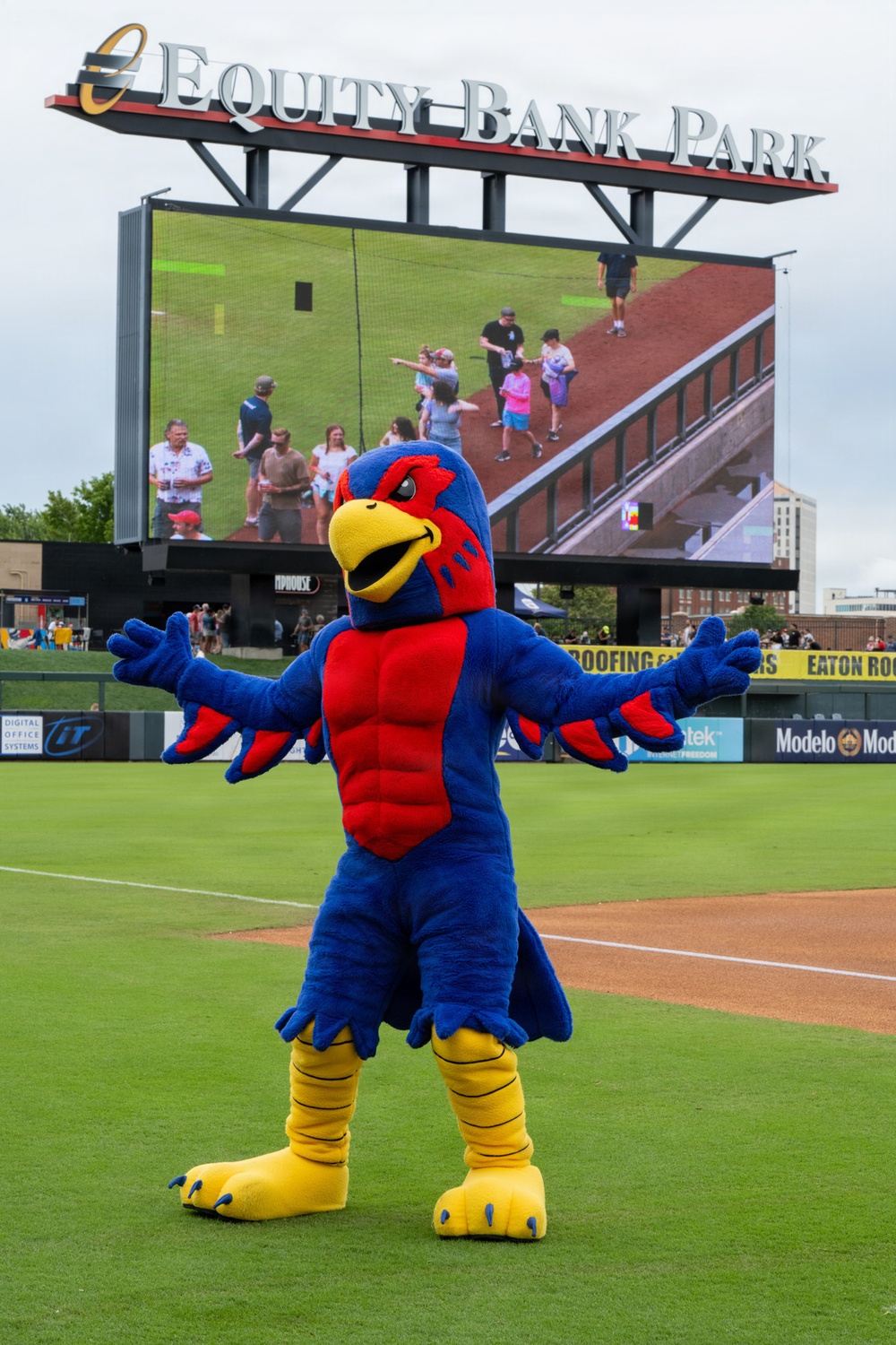184th Wing gathers for family day at Wind Surge baseball game