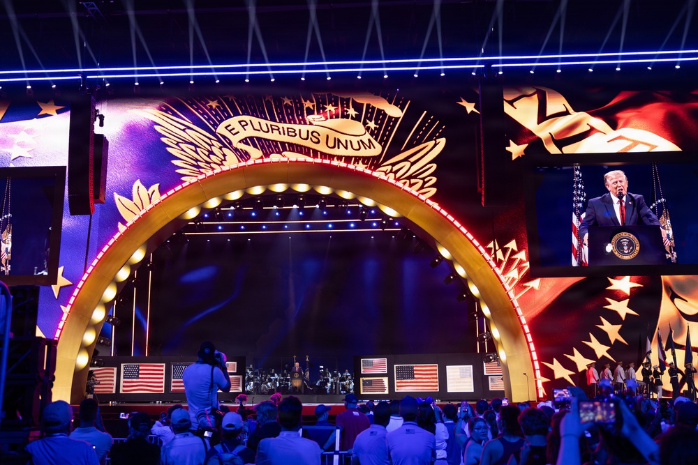 Servicemembers support Salute to America