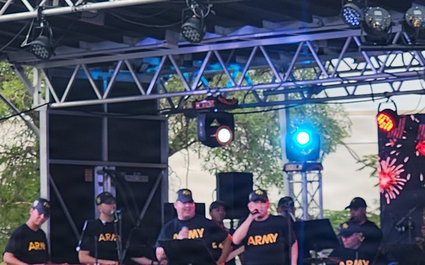 Thousands celebrate U.S. Independence Day with Army traditions in Puerto Rico