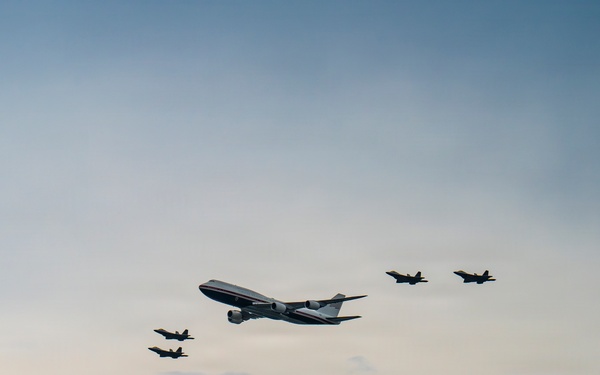 U.S. Air Force showcases past and present presidential airlift assets at Freedom 250 celebration