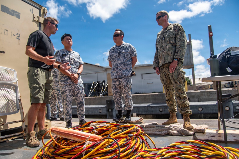 Master Chief Navy for the Republic of Singapore visits Navy Expeditionary Compound during Rimpac 2026