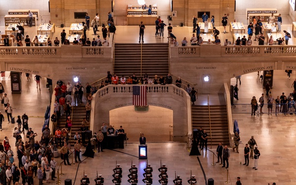 INR 250 Silent Drill Platoon at Grand Central Station