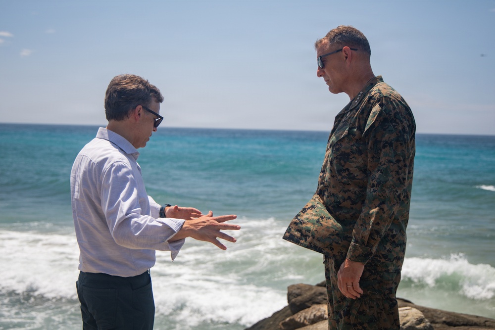 LCF-24: SOUTHCOM Commander visits USS Fort Lauderdale on Deployment