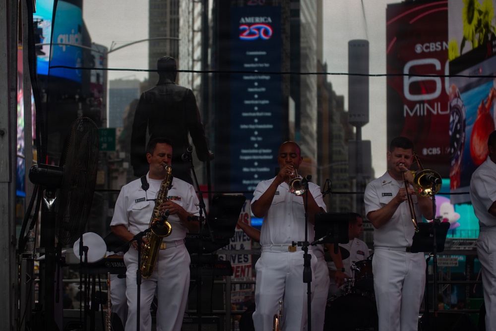 INR 250 Concert in Times Square
