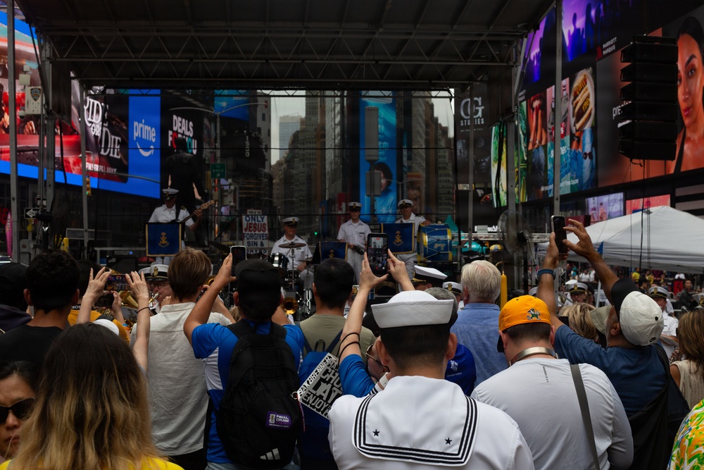 INR 250 Concert in Times Square