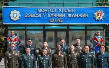 Gen. Brunson Meets with Mongolian Armed Forces General Staff