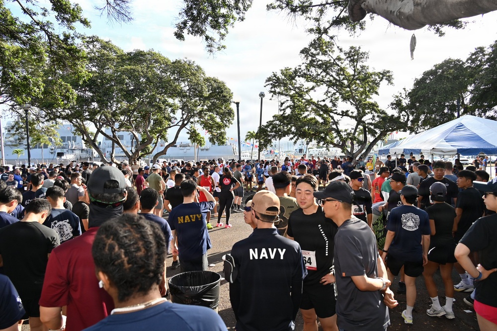 Multinational Service Members participate in RIMPAC 2026 Independence Day 5K